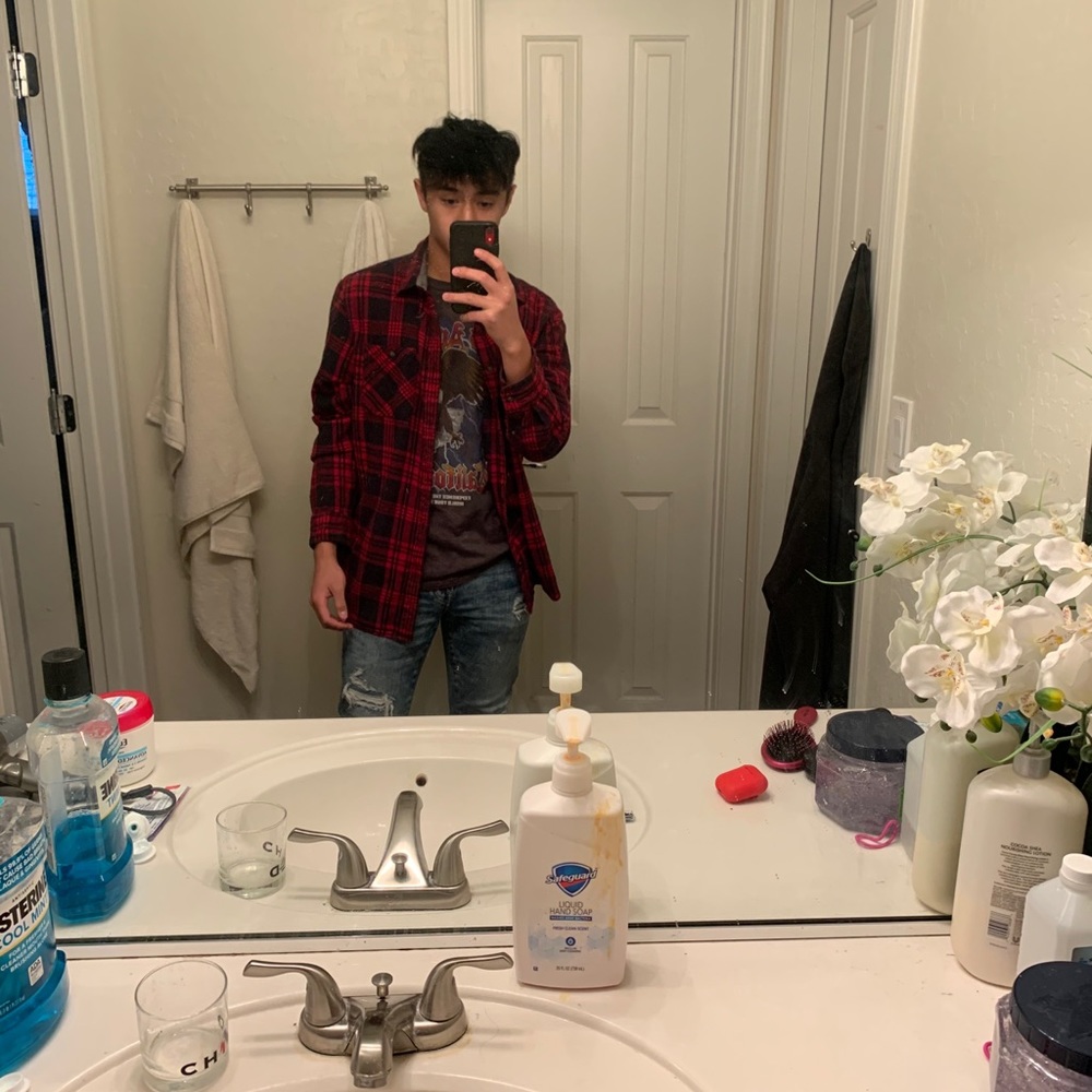 Meet your Posher, Sebastian